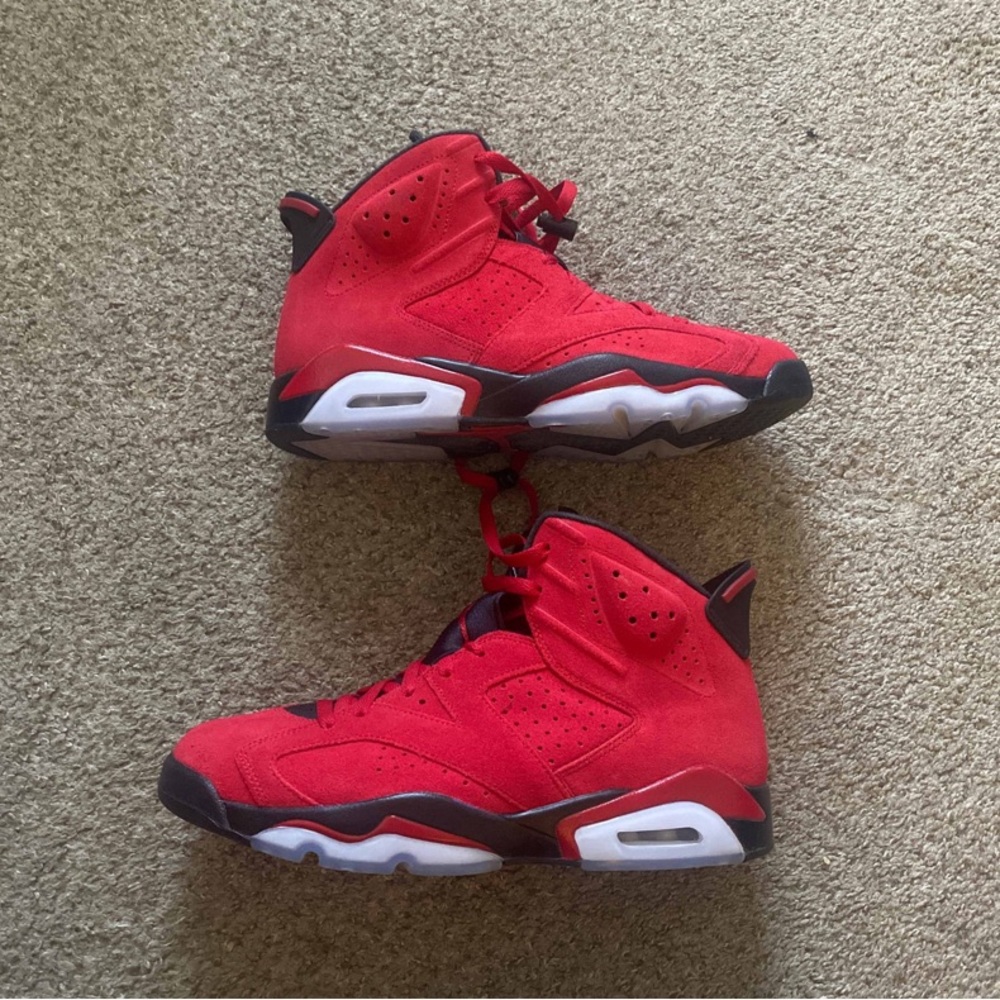 Jordan 6 “Toro Bravo”